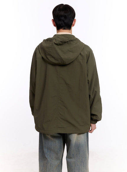 Men's Pocketed Hooded Windbreaker IM512