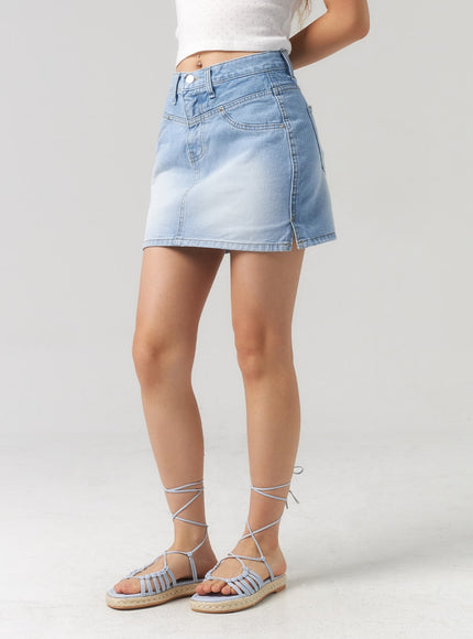 light-wash-denim-mini-skirt-cl303