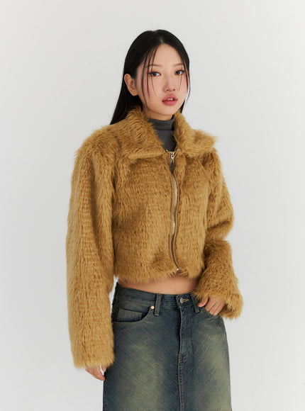 crop-zip-up-faux-fur-jacket-cn314