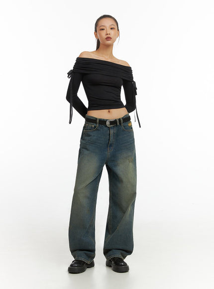 shirred-solid-off-shoulder-crop-top-io409