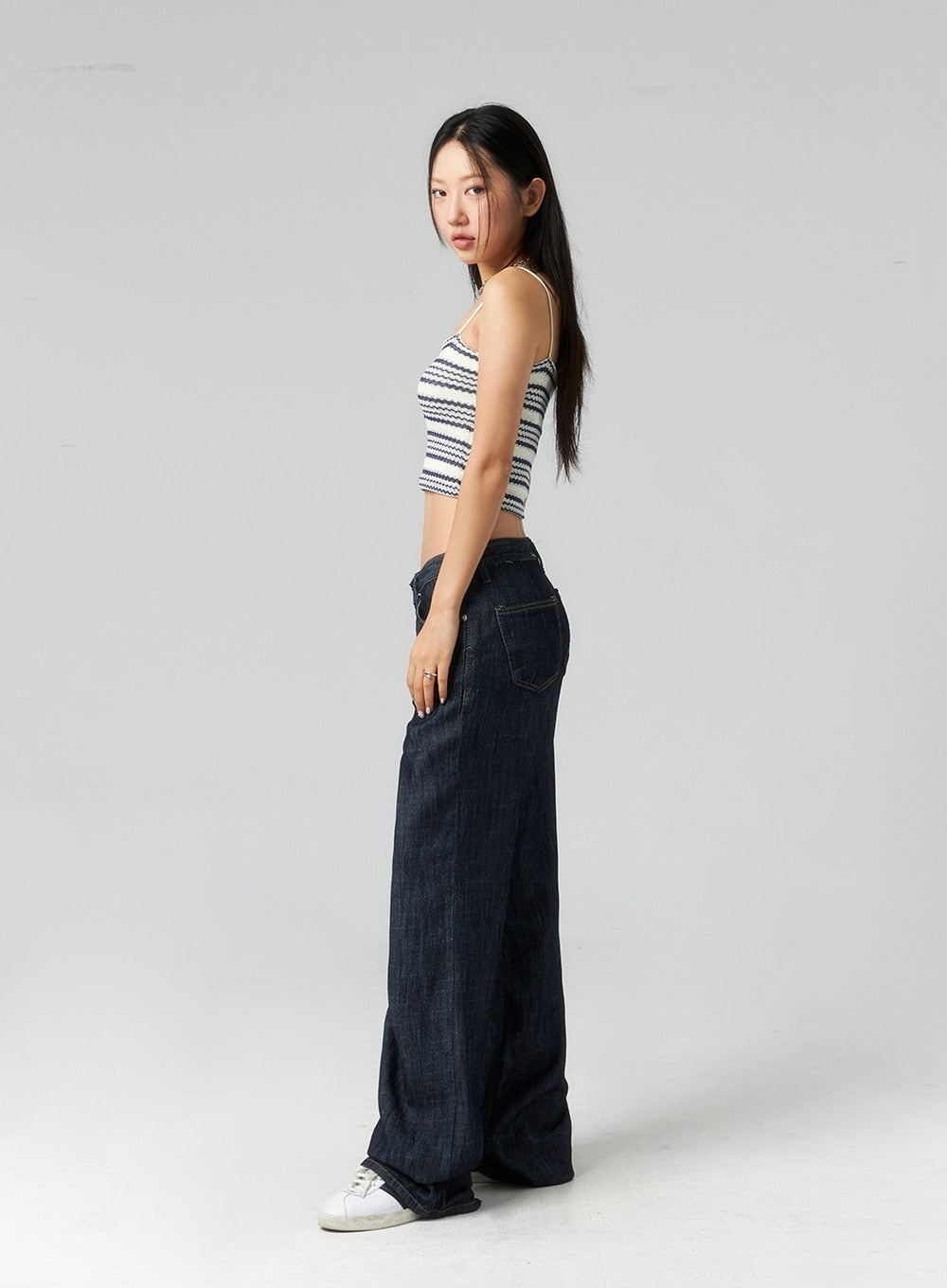 wide-leg-dark-wash-jeans-cl320