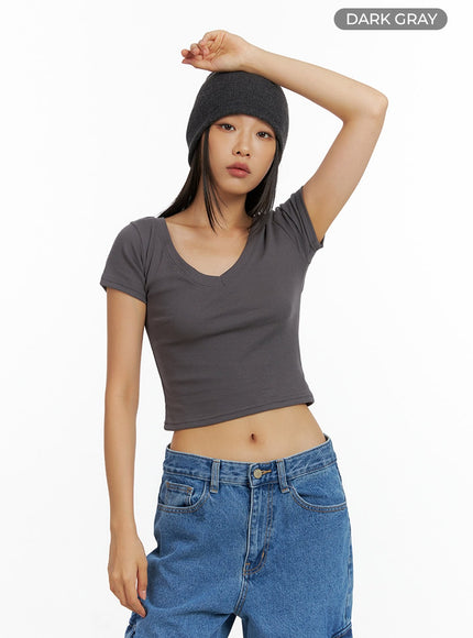 basic-v-neck-crop-tee-il409