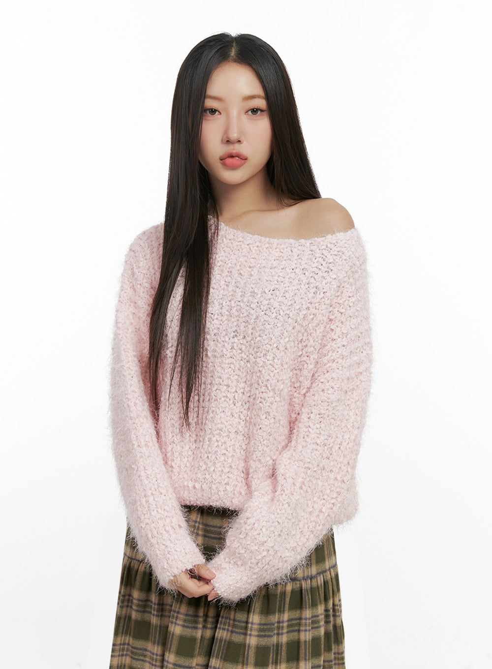 classic-solid-long-sleeve-sweater-in415 / Pink