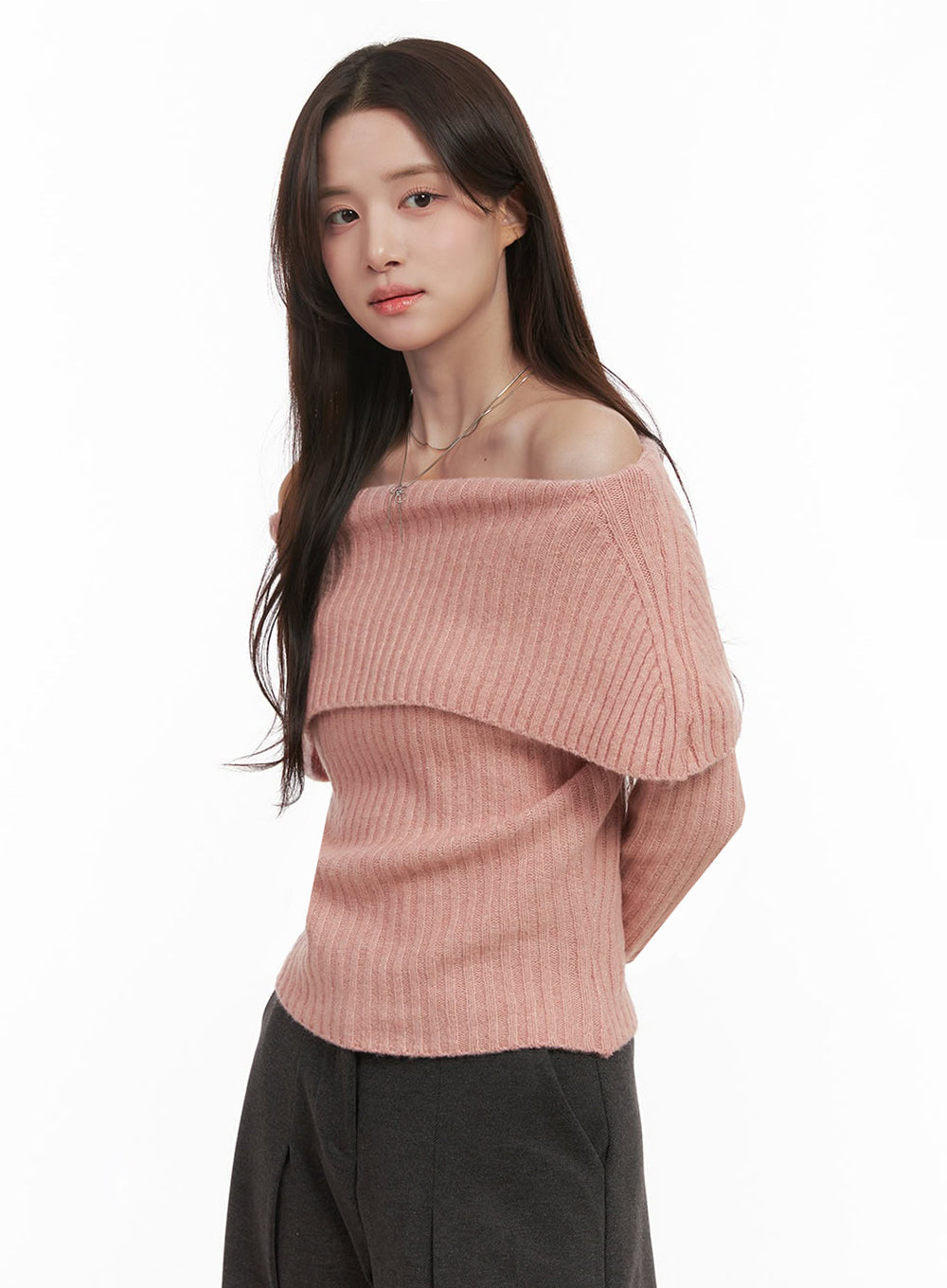 Elegant Off-Shoulder Sweater IJ510