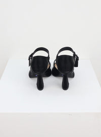 heel-buckle-sandals-iu322
