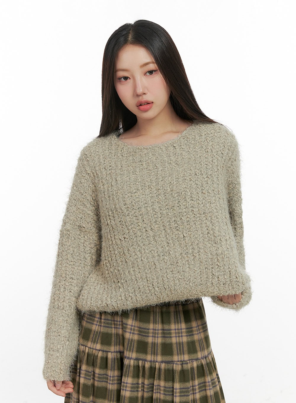 classic-solid-long-sleeve-sweater-in415 / Dark beige