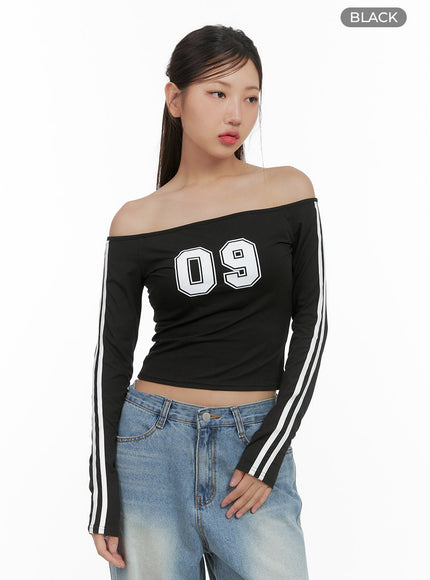 lettering-off-shoulder-crop-top-cs405