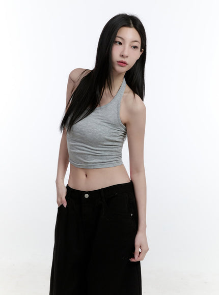 Essential Slim-Fit Halter Top CJ522