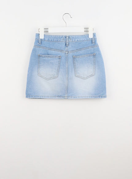 light-wash-denim-mini-skirt-cl303