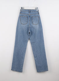 straight-leg-jeans-oo312