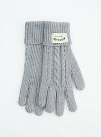 cable-knit-gloves-in317
