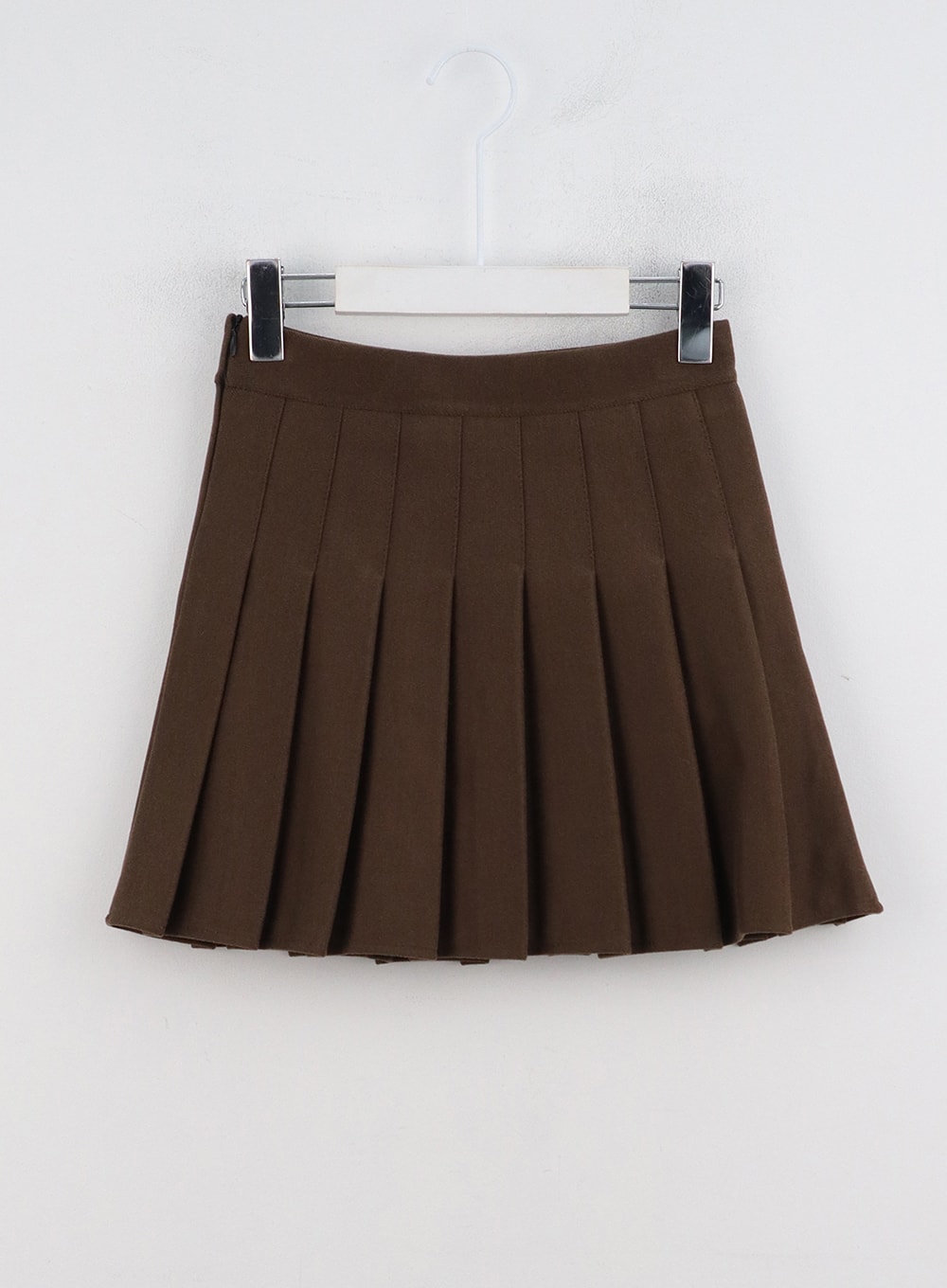 pleated-mini-skirt-on327