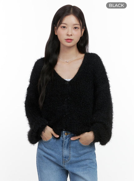 v-neck-boucle-knit-cardigan-os423 / Black