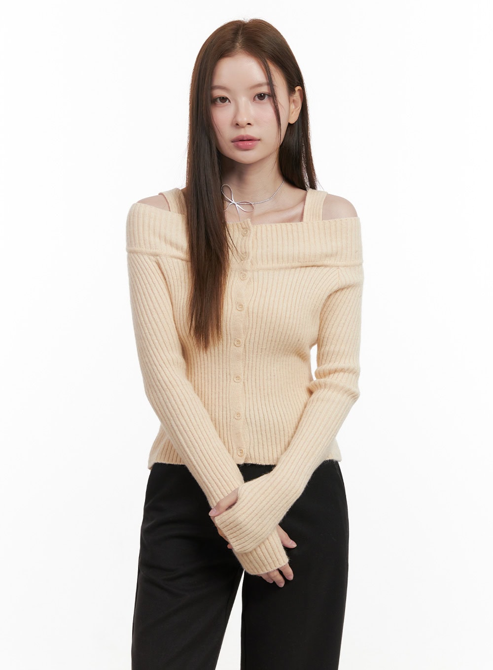 off-shoulder-knit-sweater-od418 / Light beige