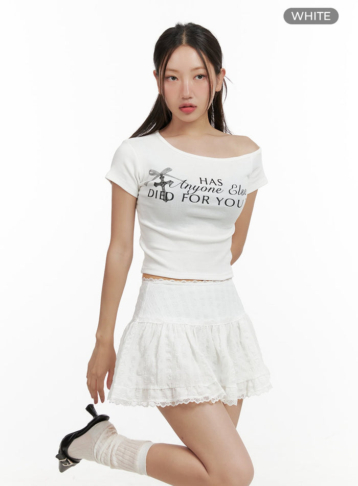 graphic-boat-neck-crop-t-shirt-cl431 / White