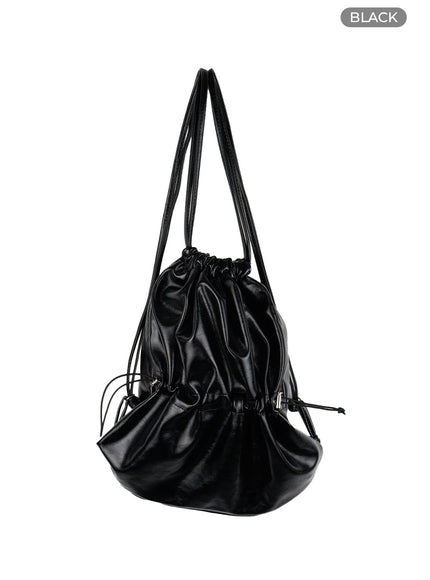 faux-leather-string-backpack-cu410 / Black