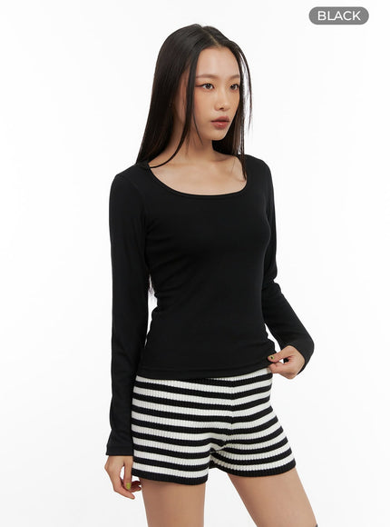 solid-square-neck-long-sleeve-top-co424 / Black