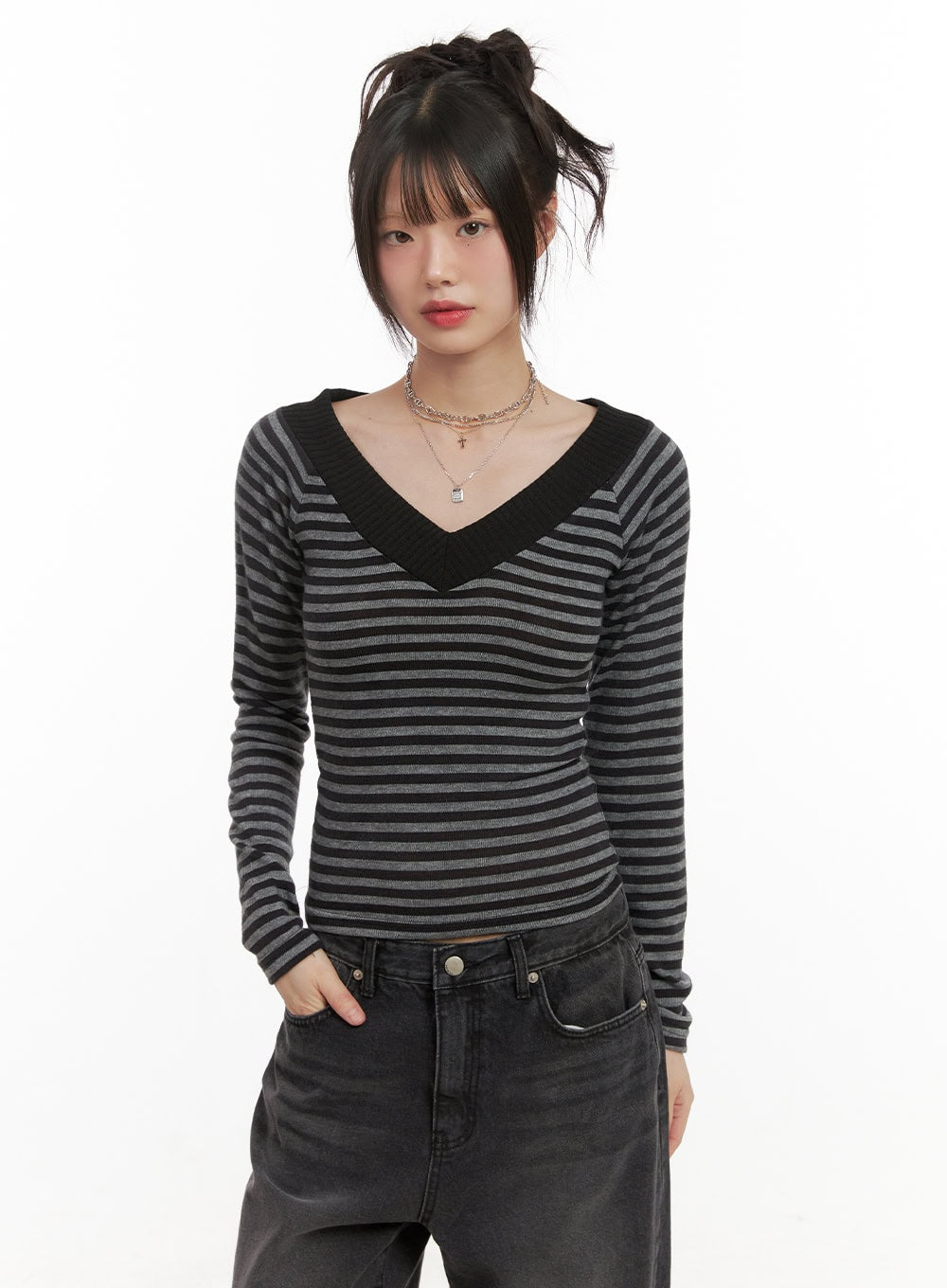 Striped V-Neck Cropped Sweater CJ506