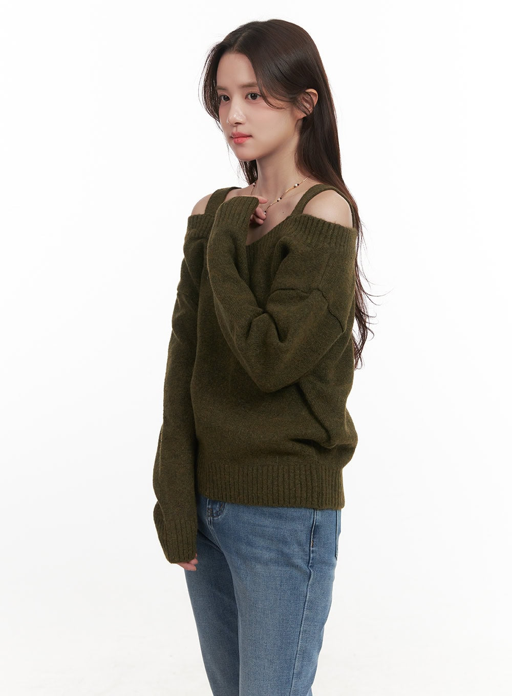 Off-Shoulder V-Neck Sweater with Straps CJ515