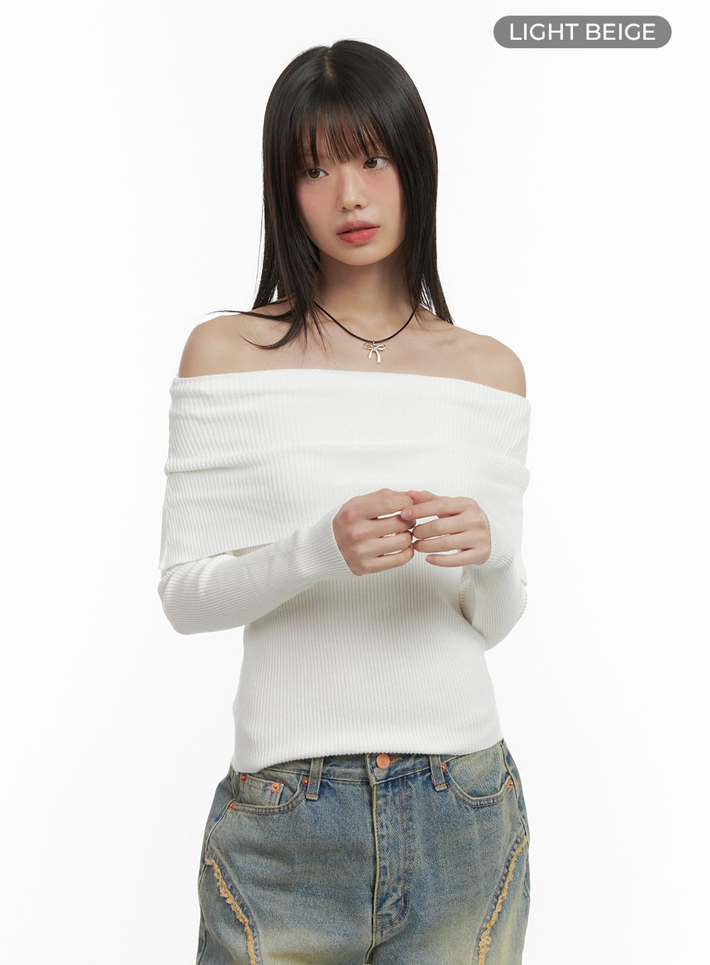 basic-off-shoulder-knit-sweater-co410 / Light beige