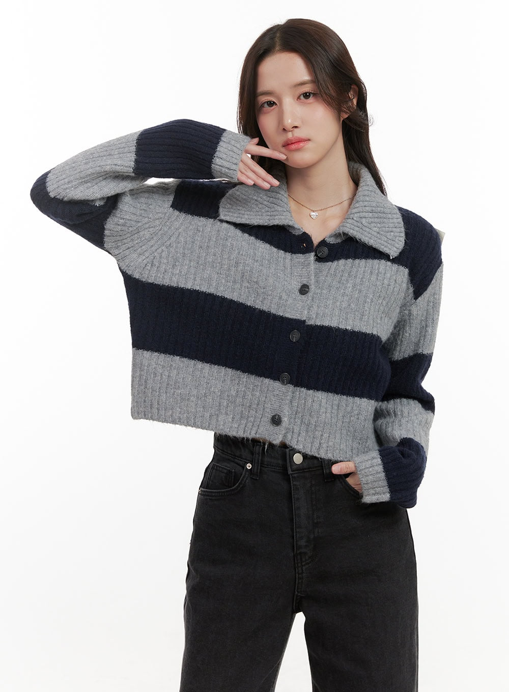 stripe-buttoned-collar-knit-cardigan-on429 / Dark blue