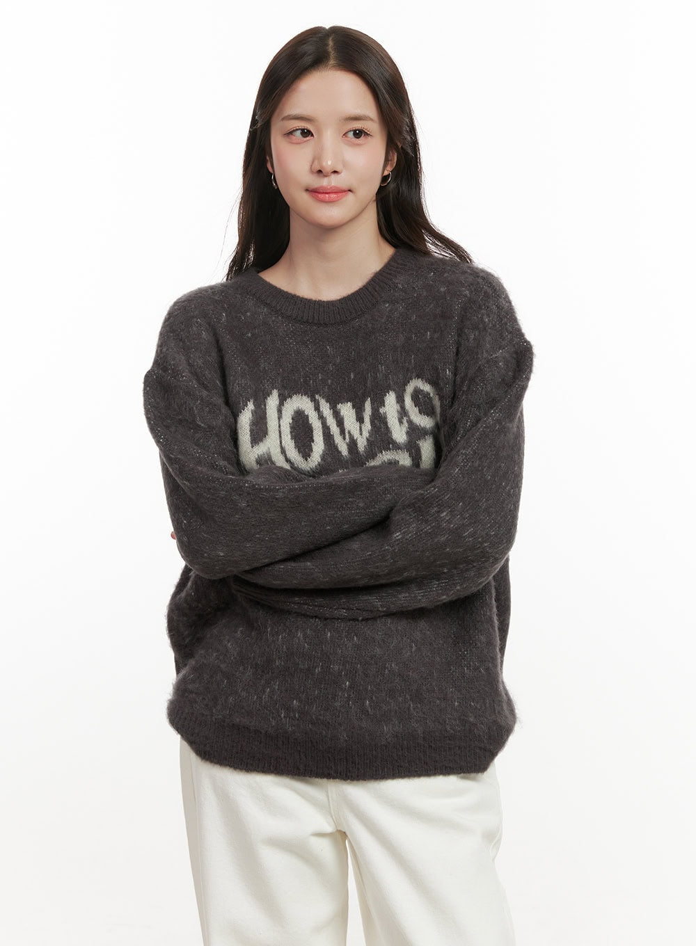 snuggleknit-letter-sweater-on429 / Dark gray