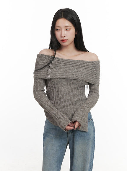 Off-Shoulder Buttoned Sweater CJ517