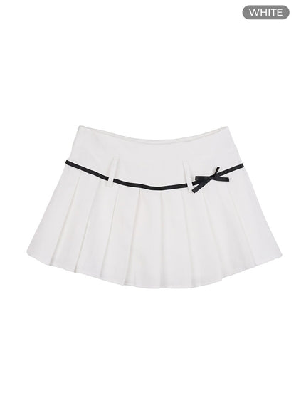 ribbon-pleated-mini-skirt-oo401 / White