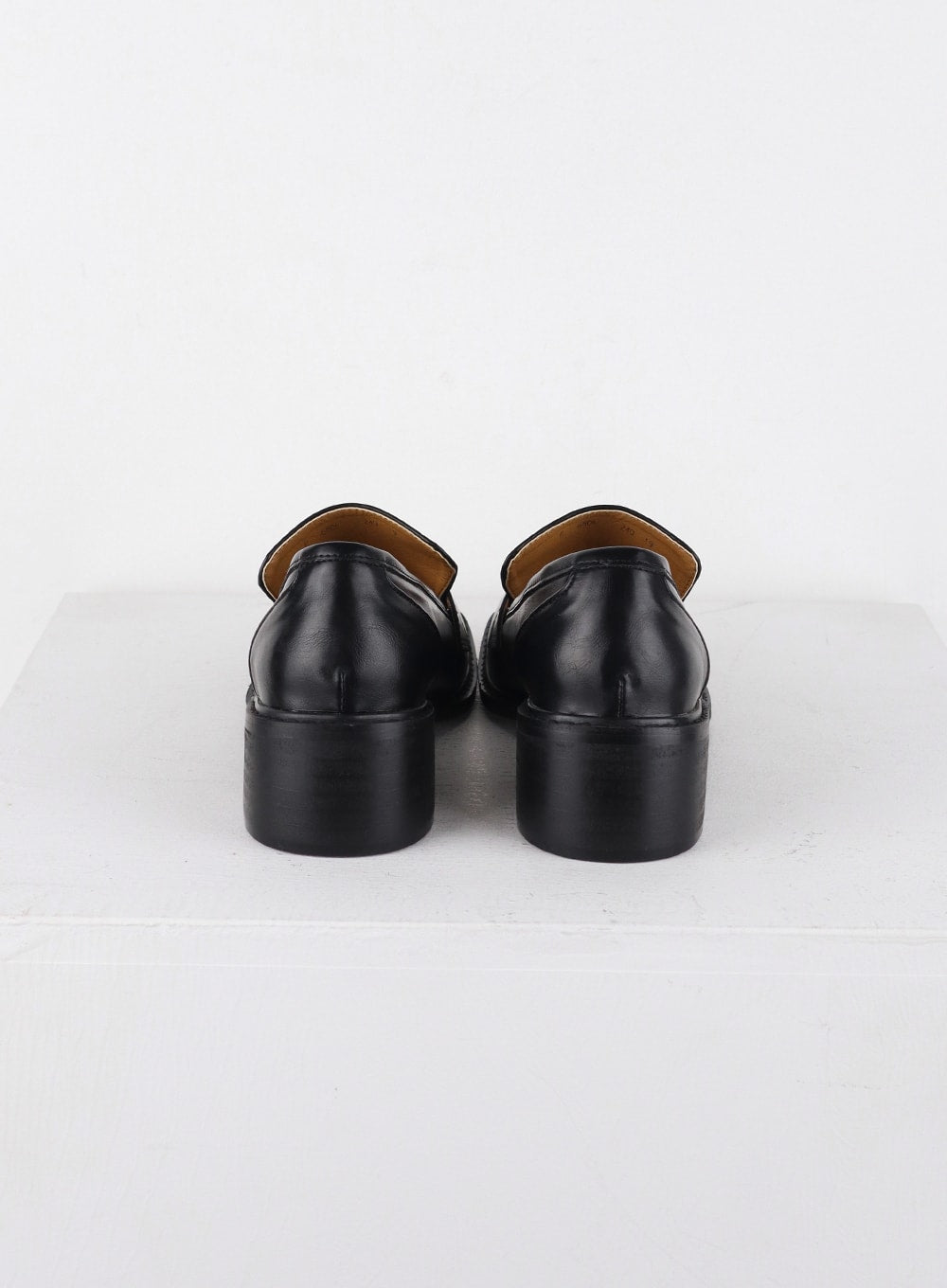 faux-leather-square-toe-loafers-cd312