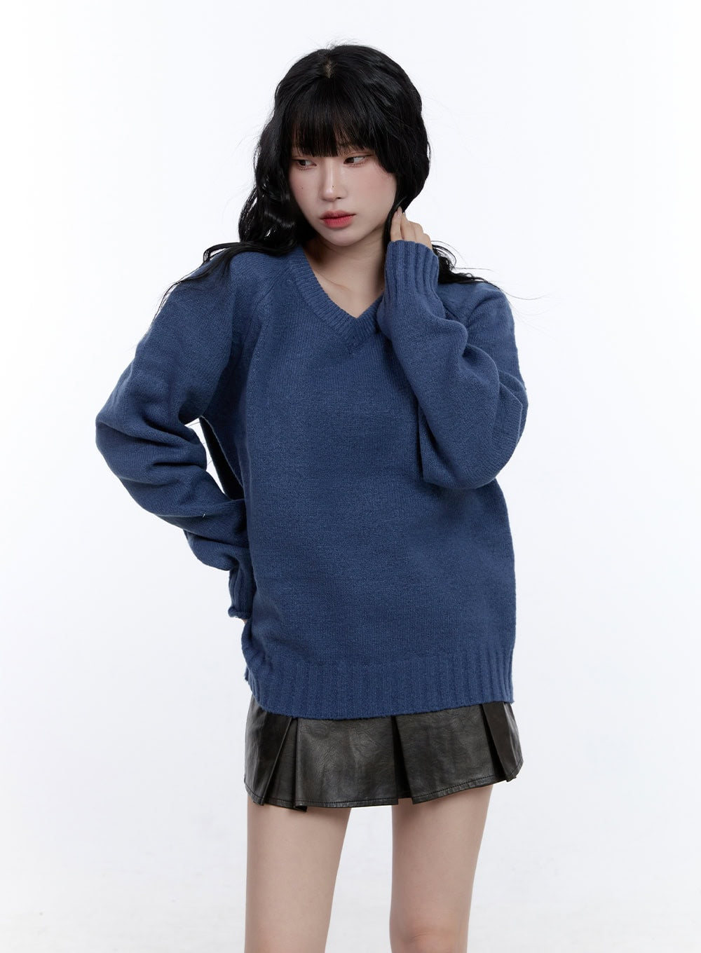 soft-knit-v-neck-sweater-cd420 / Blue