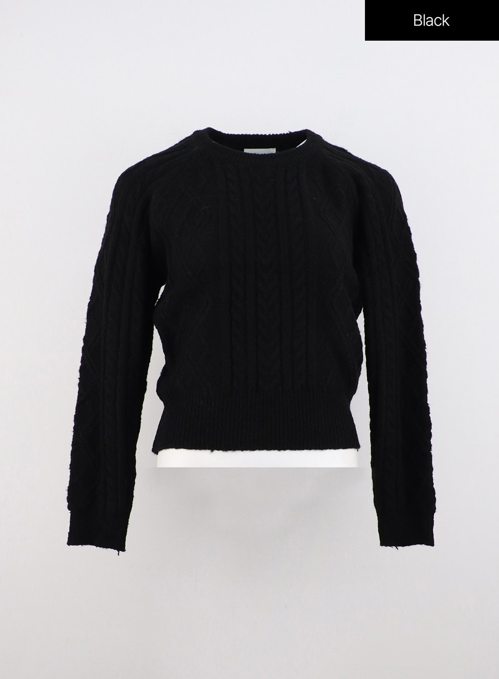 classic-cable-knit-sweater-oo319 / Black