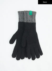 ribbed-color-block-gloves-in317 / Black