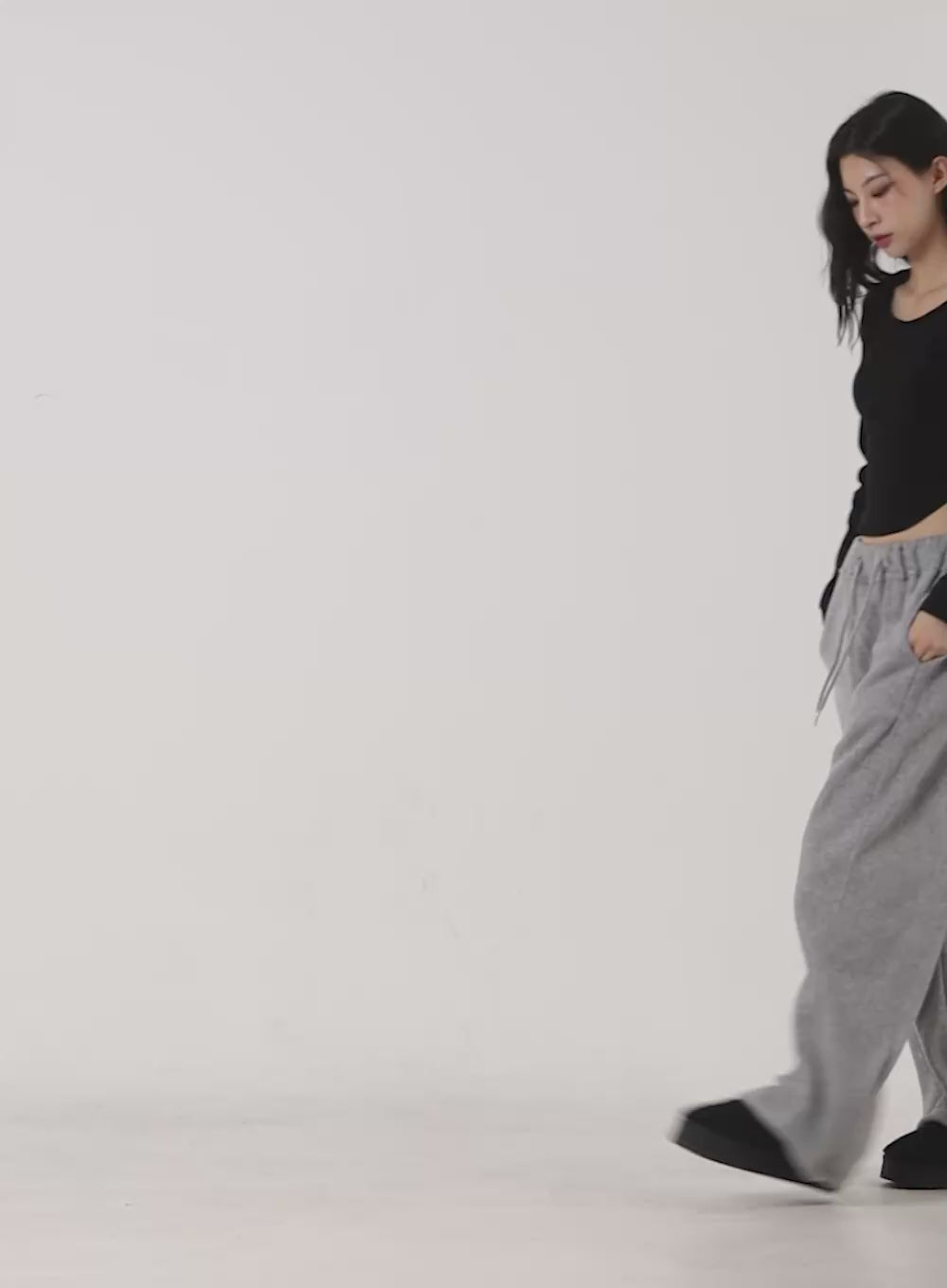 Cozy Wide-Fit Sweatpants CN416